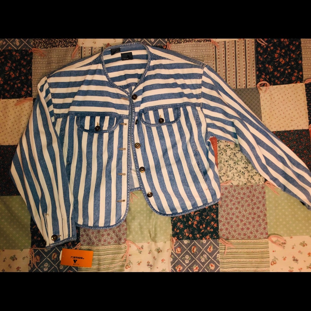 Vintage Liz Claiborne denim jacket